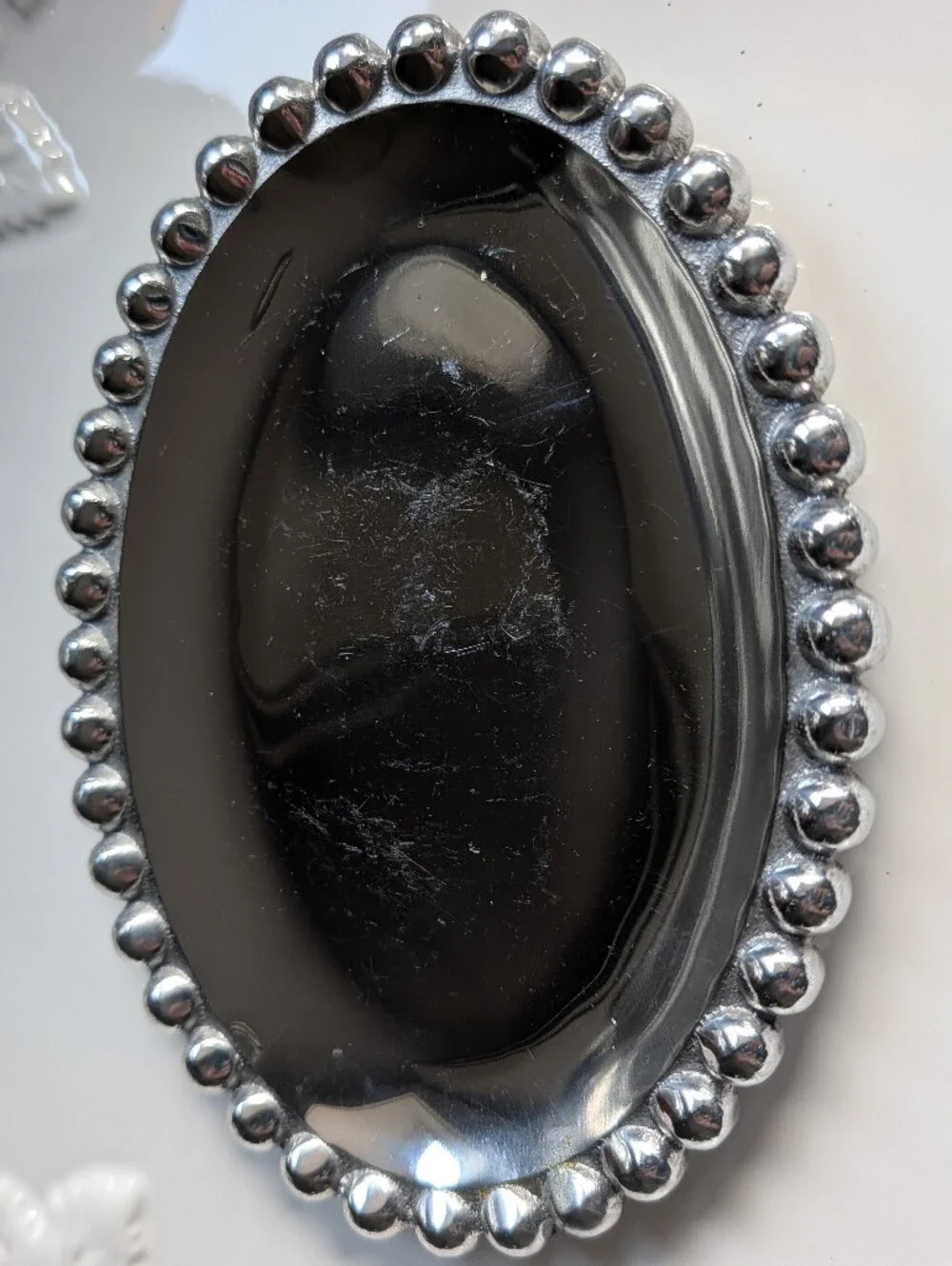 MARIPOSA BRILLANTE pearled soap dish